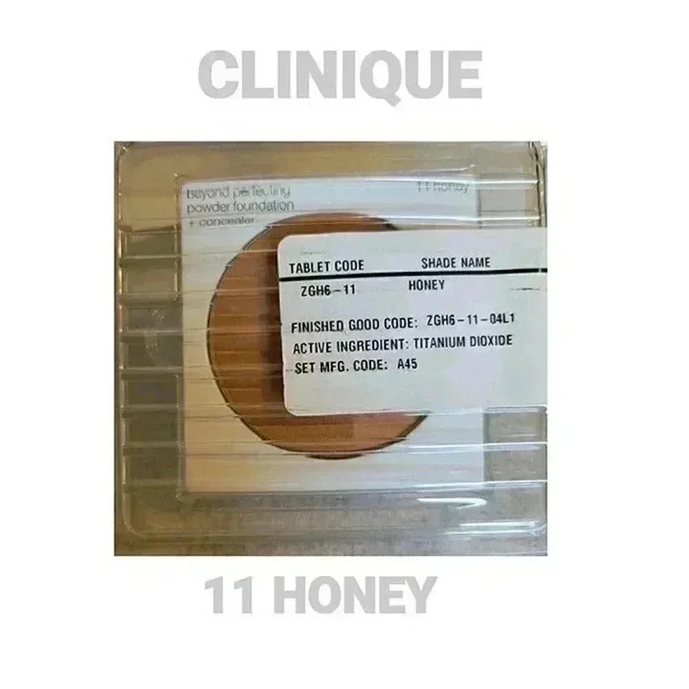 Clinique Foundation Powder 11 HONEY
